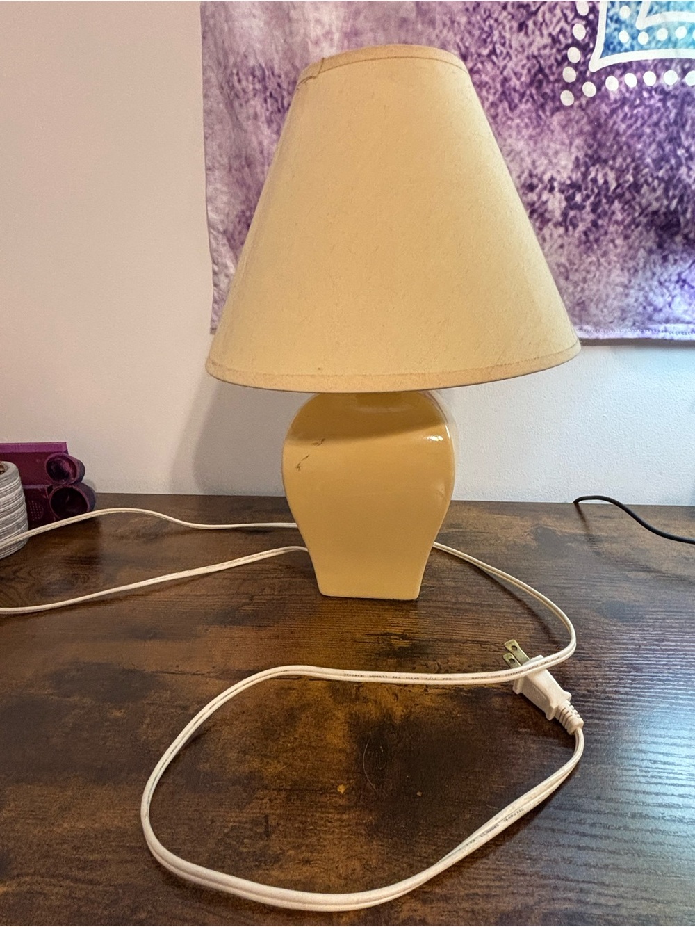Table lamp